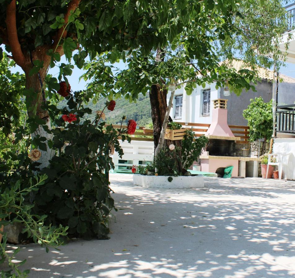 Casa Serena Asprogerakata Екстер'єр фото